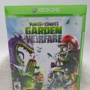 XBox ONE Plants vs Zombies Garden Video Game Warefare PopCap EA Games 2014